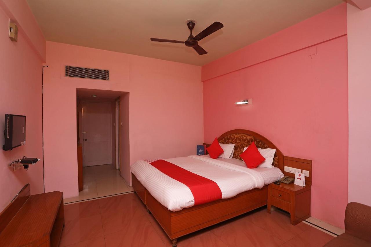 Hotel Keshari Bhubaneswar Dış mekan fotoğraf